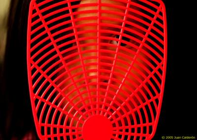 &iquest;Alguien me deja un matamoscas?